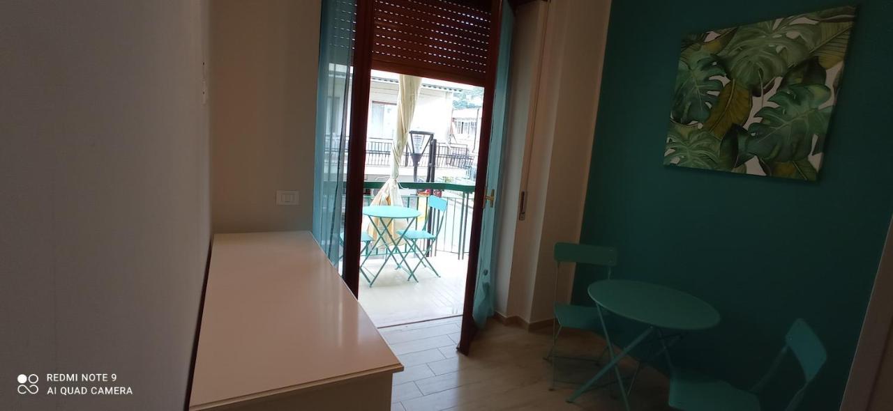 Ad Un Passo Dal Mare Bed and Breakfast Praia a Mare Exteriör bild