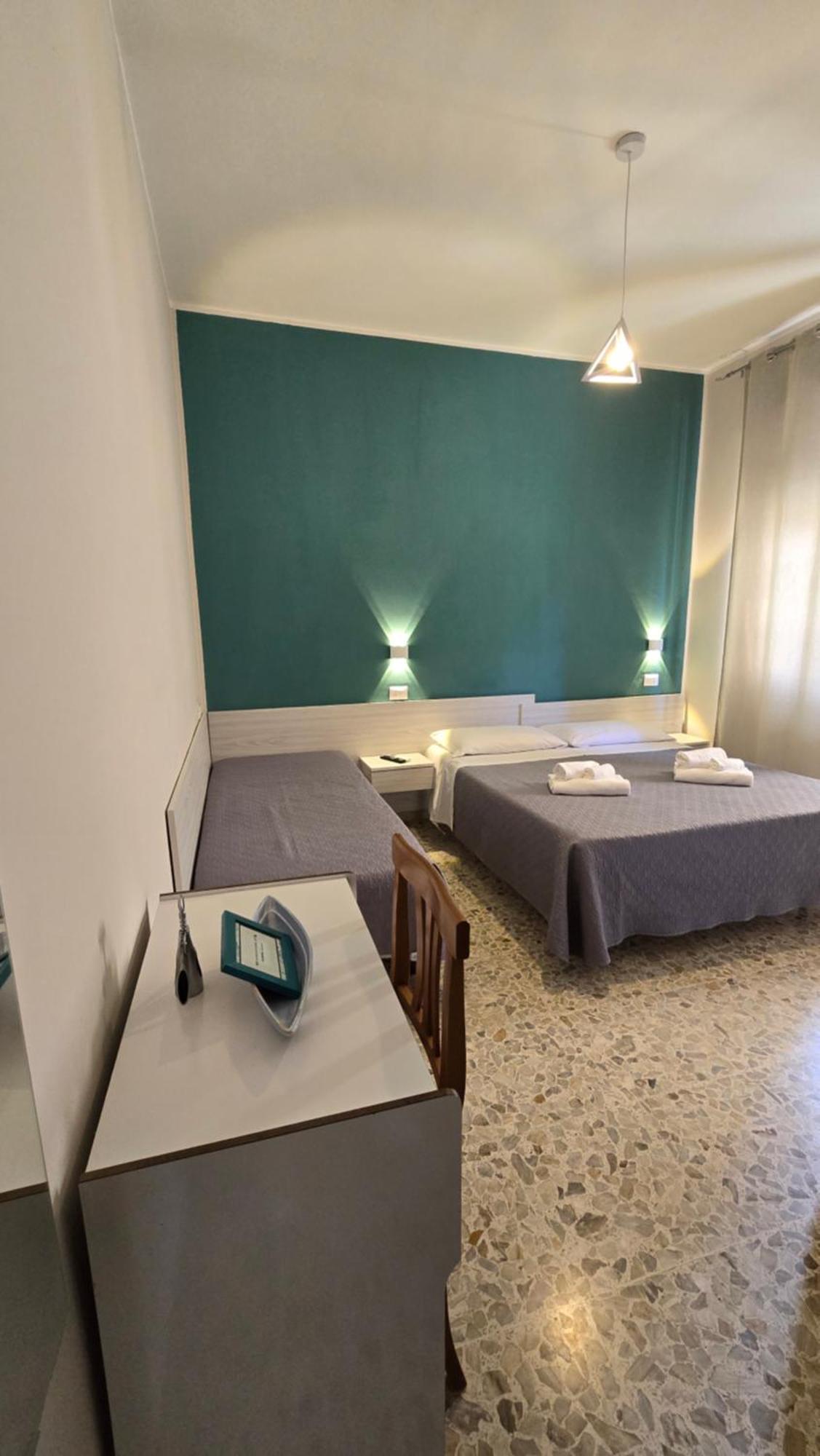 Ad Un Passo Dal Mare Bed and Breakfast Praia a Mare Exteriör bild