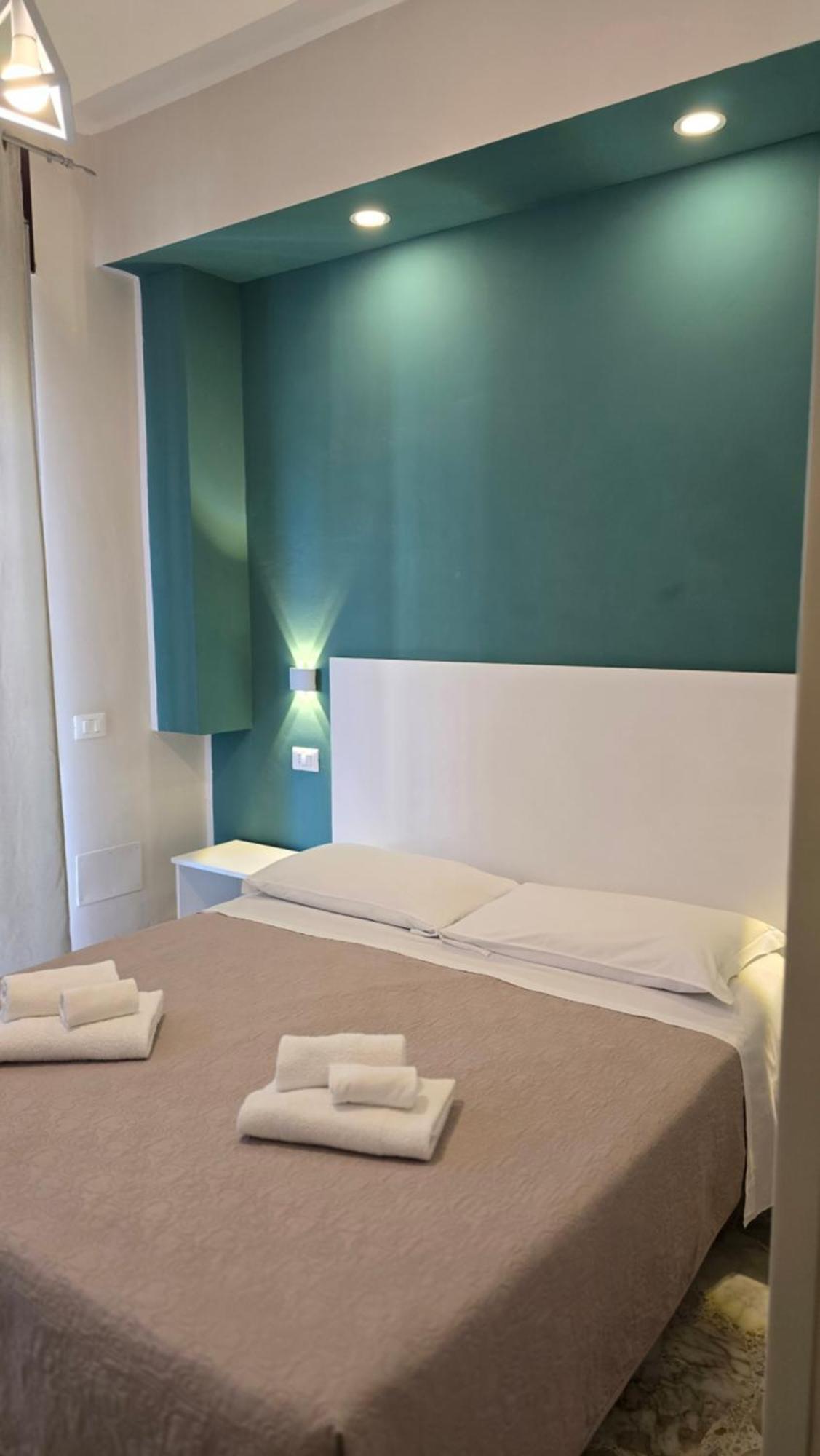 Ad Un Passo Dal Mare Bed and Breakfast Praia a Mare Exteriör bild